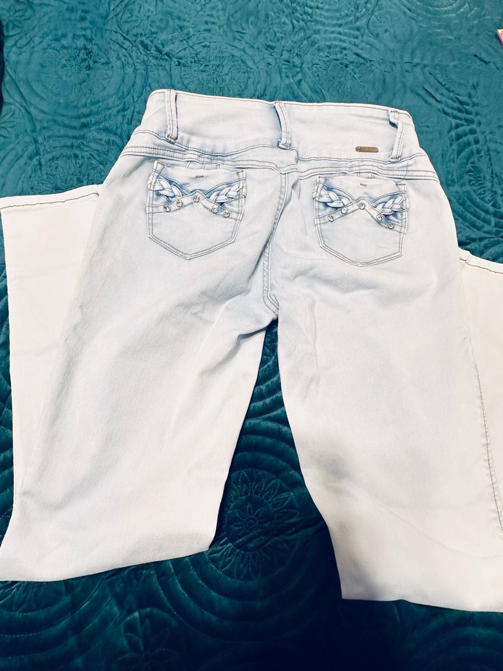 Silver Diva size 13 crisscross-pocket jeans